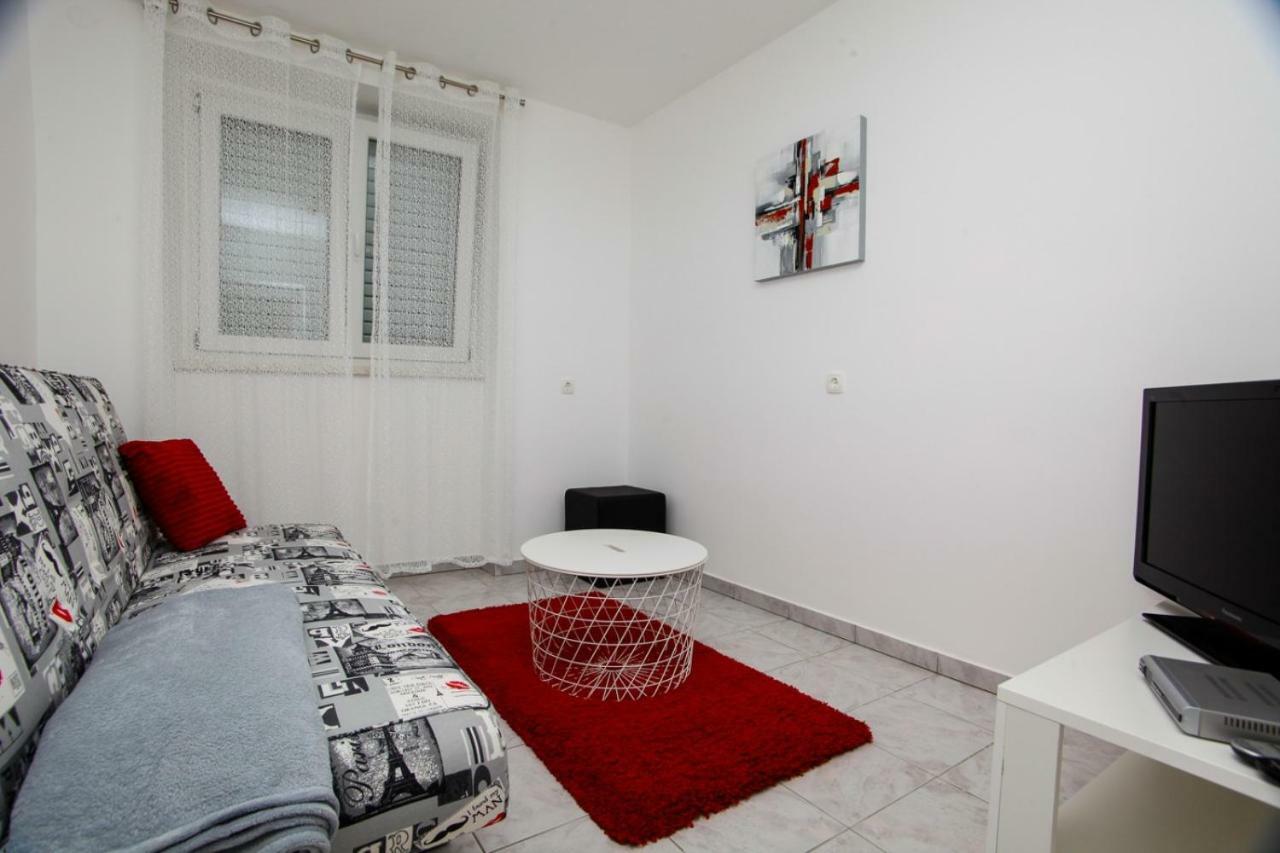 Apartments Marta Crikvenica Luaran gambar
